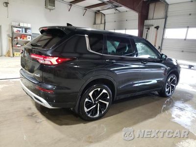 Trzecie zdjęcie samochodu z tyłu: 2023 MITSUBISHI OUTLANDER SE VIN:JA4T5UA96PZ021714 - miniatura