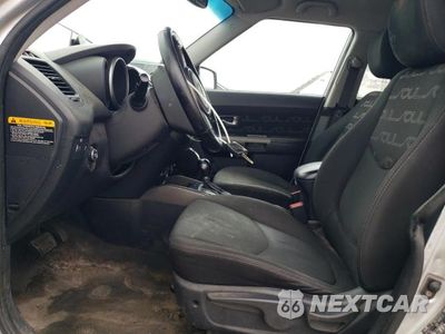 Zdjęcie 7 z 12 samochodu: 2013 KIA SOUL + VIN:KNDJT2A62D7539274 - miniatura
