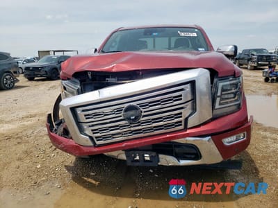 Piąte zdjęcie samochodu w środku: 2024 NISSAN TITAN PRO-4X VIN:1N6AA1ED5RN102376 - miniatura