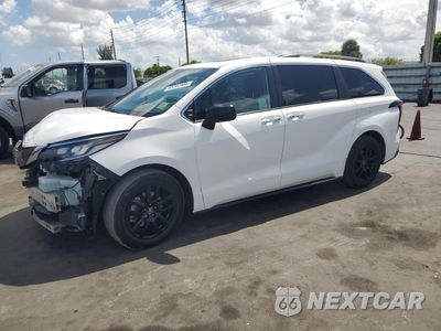 2022 TOYOTA SIENNA XSE 5TDDSKFC1NS061113 - główne zdjęcie licytacji z USA - miniatura