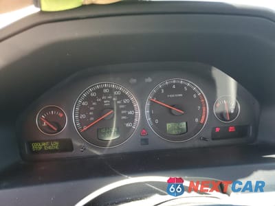 Zdjęcie 9 z 14 samochodu: 2004 VOLVO S60 2.5T VIN:YV1RH59H942351810 - miniatura