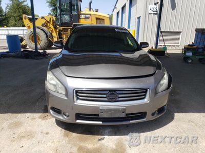 Piąte zdjęcie samochodu w środku: 2014 NISSAN MAXIMA S VIN:1N4AA5AP3EC909615 - miniatura