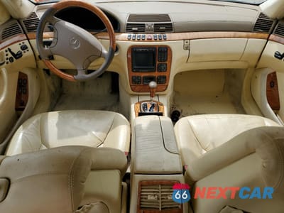 Zdjęcie 8 z 12 samochodu: 2001 MERCEDES-BENZ S 500 VIN:WDBNG75J41A194117 - miniatura