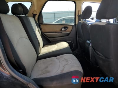 Zdjęcie 11 z 13 samochodu: 2005 MERCURY MARINER VIN:4M2YU56175DJ29061 - miniatura