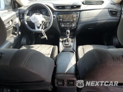 Zdjęcie 8 z 17 samochodu: 2017 NISSAN ROGUE S VIN:KNMAT2MV0HP614580 - miniatura