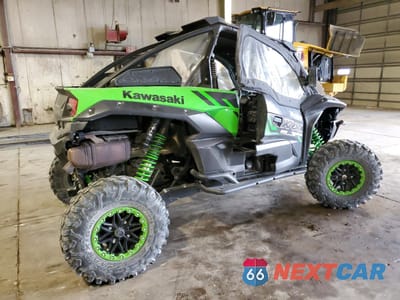 Czwarte zdjęcie samochodu z boku: 2023 KAWASAKI KRF 1000 A VIN:JKARFCA15PB519424 - miniatura