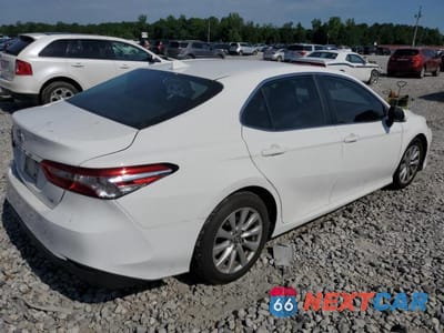 Trzecie zdjęcie samochodu z tyłu: 2019 TOYOTA CAMRY L VIN:4T1B11HK9KU691554 - miniatura