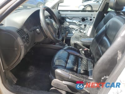 Zdjęcie 7 z 12 samochodu: 2000 VOLKSWAGEN JETTA GLS VIN:3VWSA29M3YM174433 - miniatura