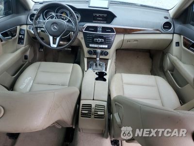 Zdjęcie 8 z 14 samochodu: 2014 MERCEDES-BENZ C 300 4MATIC VIN:WDDGF8AB8EA963828 - miniatura