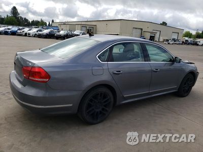 Trzecie zdjęcie samochodu z tyłu: 2013 VOLKSWAGEN PASSAT SE VIN:1VWBN7A35DC101791 - miniatura