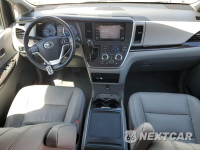 Zdjęcie 8 z 16 samochodu: 2020 TOYOTA SIENNA XLE VIN:5TDYZ3DC1LS072471 - miniatura