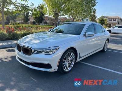 Drugie zdjęcie samochodu z przodu: 2019 BMW 750 I VIN:WBA7F0C53KGM25935 - miniatura