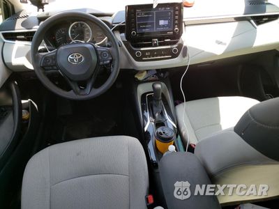 Zdjęcie 8 z 13 samochodu: 2022 TOYOTA COROLLA LE VIN:JTDEPMAE5NJ231383 - miniatura