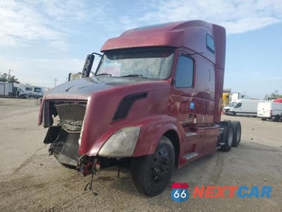 Drugie zdjęcie samochodu z przodu: 2007 VOLVO VNL SEMI TRUCK VIN:4V4NC9GH57N481491 - miniatura