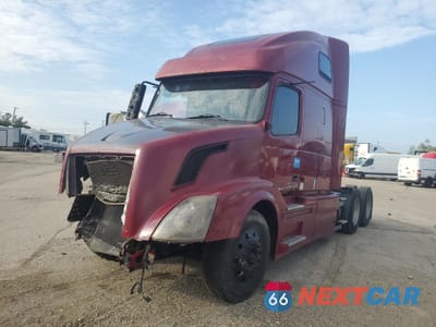 Drugie zdjęcie samochodu z przodu: 2007 VOLVO VNL SEMI TRUCK VIN:4V4NC9GH57N481491 - miniatura