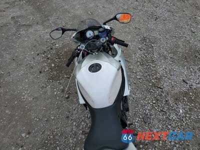 Zdjęcie 6 z 9 samochodu: 2006 SUZUKI GSX-R600 K6 VIN:JS1GN7DA662103944 - miniatura