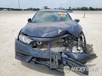 Piąte zdjęcie samochodu w środku: 2018 HONDA CIVIC EX VIN:2HGFC2F73JH570252 - miniatura