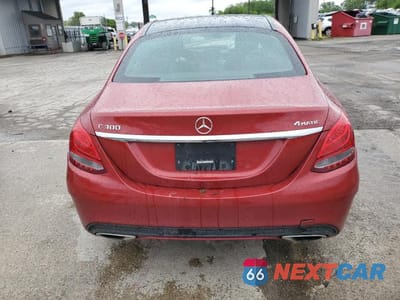 Zdjęcie 6 z 13 samochodu: 2016 MERCEDES-BENZ C 300 4MATIC VIN:55SWF4KB9GU135597 - miniatura