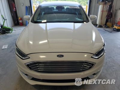 Piąte zdjęcie samochodu w środku: 2017 FORD FUSION SE HYBRID VIN:3FA6P0LU8HR409661 - miniatura