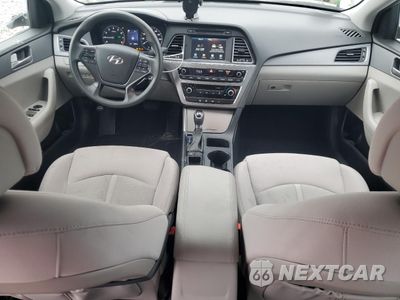 Zdjęcie 8 z 15 samochodu: 2017 HYUNDAI SONATA SE VIN:5NPE24AF6HH565698 - miniatura