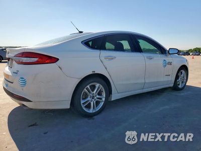 Trzecie zdjęcie samochodu z tyłu: 2018 FORD FUSION SE HYBRID VIN:3FA6P0LU5JR129797 - miniatura