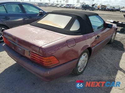 Trzecie zdjęcie samochodu z tyłu: 1992 MERCEDES-BENZ 500 SL VIN:WDBFA66E2NF060149 - miniatura