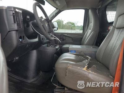 Zdjęcie 7 z 13 samochodu: 2015 CHEVROLET EXPRESS G2500 VIN:1GCWGFCF0F1144708 - miniatura