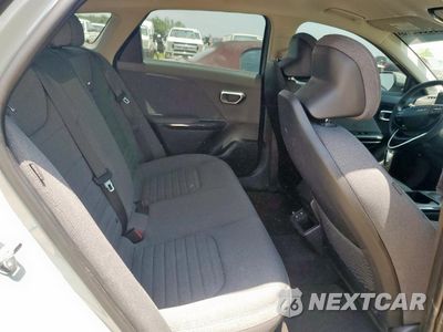 Zdjęcie 10 z 14 samochodu: 2025 KIA K4 EX VIN:3KPFU4DE8SE006604 - miniatura