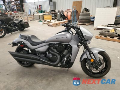 2016 SUZUKI VZR1800 JS1VY53A1G2100259 - główne zdjęcie licytacji z USA - miniatura