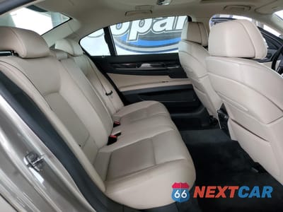 Zdjęcie 10 z 12 samochodu: 2011 BMW 740 LI VIN:WBAKB4C59BC574287 - miniatura
