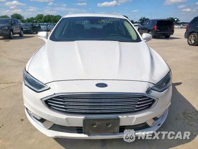Piąte zdjęcie samochodu w środku: 2017 FORD FUSION SE HYBRID VIN:3FA6P0LU2HR400728 - miniatura