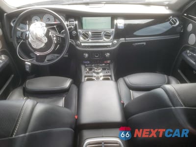 Zdjęcie 8 z 12 samochodu: 2017 ROLLS-ROYCE GHOST VIN:SCA664S59HUX54079 - miniatura