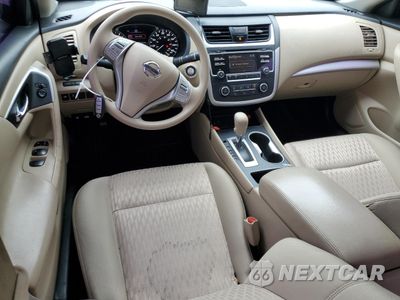 Zdjęcie 8 z 15 samochodu: 2017 NISSAN ALTIMA 2.5 VIN:1N4AL3AP7HC155220 - miniatura