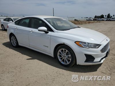 Czwarte zdjęcie samochodu z boku: 2019 FORD FUSION SE VIN:3FA6P0LU5KR285131 - miniatura