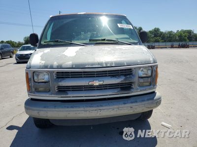 Piąte zdjęcie samochodu w środku: 2002 CHEVROLET EXPRESS G3500 VIN:1GCHG39RX21226402 - miniatura