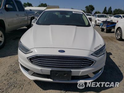 Piąte zdjęcie samochodu w środku: 2018 FORD FUSION SE HYBRID VIN:3FA6P0LU5JR129833 - miniatura