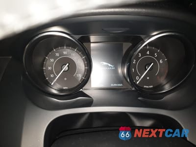 Zdjęcie 9 z 12 samochodu: 2020 JAGUAR E-PACE SE VIN:SADFP2FX5L1Z82715 - miniatura