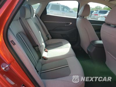 Zdjęcie 10 z 15 samochodu: 2021 HYUNDAI SONATA SEL VIN:5NPEL4JAXMH111577 - miniatura