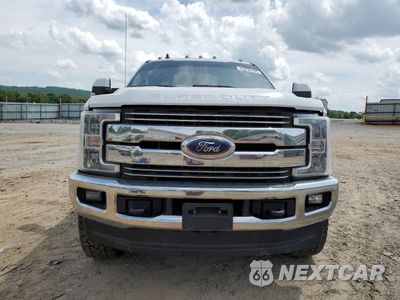 Piąte zdjęcie samochodu w środku: 2019 FORD F250 SUPER DUTY VIN:1FT7W2B60KEF41579 - miniatura