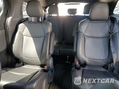 Zdjęcie 10 z 15 samochodu: 2023 TOYOTA SIENNA XSE VIN:5TDCSKFC4PS101490 - miniatura
