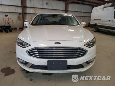 Piąte zdjęcie samochodu w środku: 2017 FORD FUSION SE HYBRID VIN:3FA6P0LU6HR409223 - miniatura
