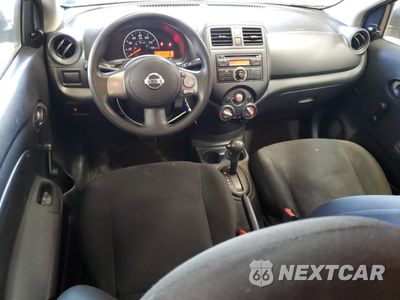 Zdjęcie 8 z 12 samochodu: 2013 NISSAN VERSA S VIN:3N1CN7AP3DL893408 - miniatura
