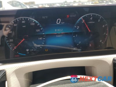 Zdjęcie 9 z 13 samochodu: 2022 MERCEDES-BENZ CLA 250 VIN:W1K5J4GB6NN310669 - miniatura