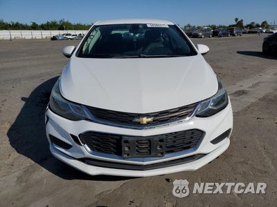 Piąte zdjęcie samochodu w środku: 2017 CHEVROLET CRUZE LT VIN:1G1BE5SM3H7242851 - miniatura