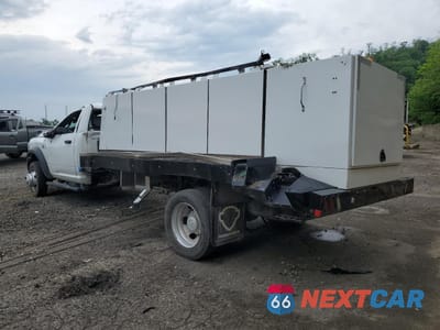 Drugie zdjęcie samochodu z przodu: 2024 RAM 5500 VIN:3C7WRNDL0RG229825 - miniatura