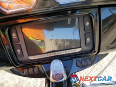 Zdjęcie 7 z 9 samochodu: 2014 HARLEY-DAVIDSON FLHXS STREET GLIDE SPECIAL VIN:1HD1KRM16EB669874 - miniatura
