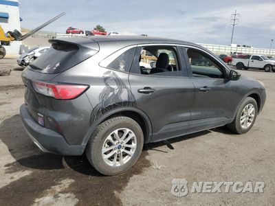Trzecie zdjęcie samochodu z tyłu: 2020 FORD ESCAPE SE VIN:1FMCU9G64LUA34094 - miniatura