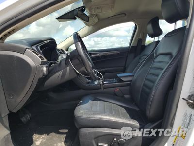 Zdjęcie 7 z 12 samochodu: 2017 FORD FUSION SE HYBRID VIN:3FA6P0LU8HR410146 - miniatura