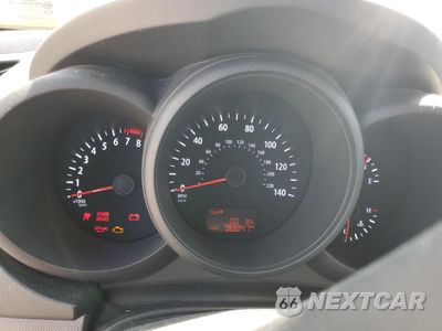Zdjęcie 9 z 12 samochodu: 2013 KIA SOUL VIN:KNDJT2A5XD7530202 - miniatura