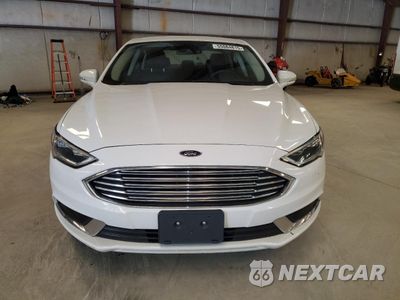 Piąte zdjęcie samochodu w środku: 2018 FORD FUSION SE HYBRID VIN:3FA6P0LUXJR281882 - miniatura